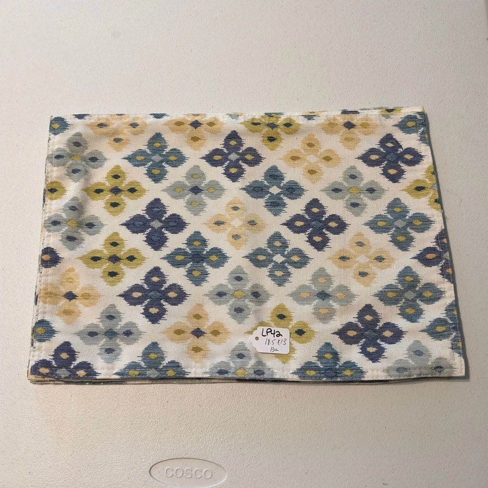 Floral Medallion Woven‎ Placemat Blue Green Gold 18.5x13 Rectangular